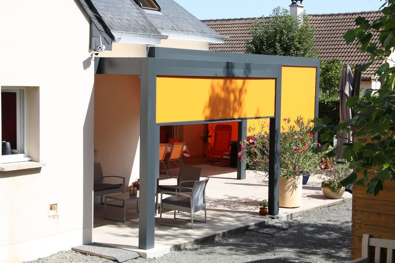 store vertical extérieur