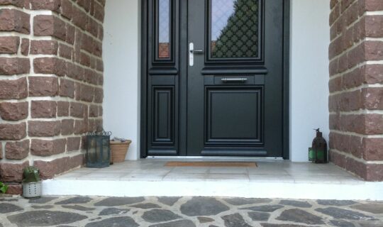 realisation-lef-limoges-porte-entree-alu-4-1490x1180