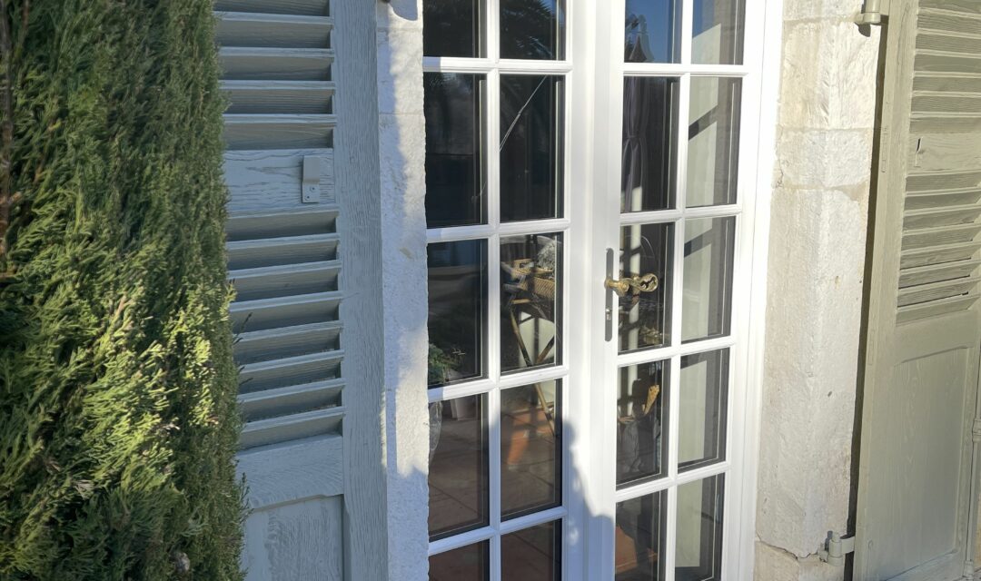 realisation-lef-pau-porte-fenetre-bois-2-1490x1180