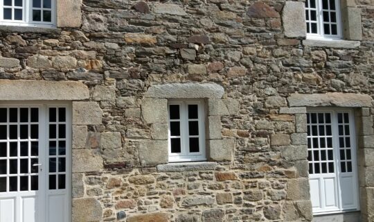 realisation-lef-ploubalay-fenetre-bois-2-1490x1180