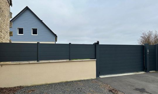 drd-menuiserie-portail-coulissant-alu-et-clôture-KSM-caen